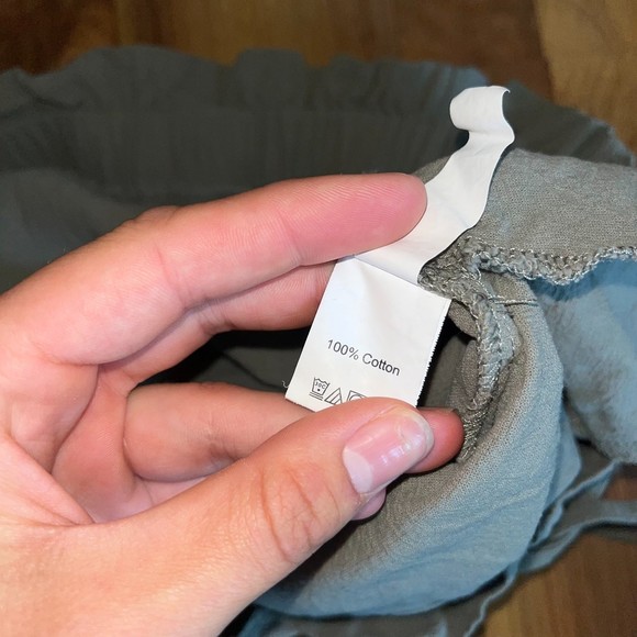 Emery Rose Dusty Green Paper Bag Cinch Flowy Shorts Women's L - Picture 7 of 7